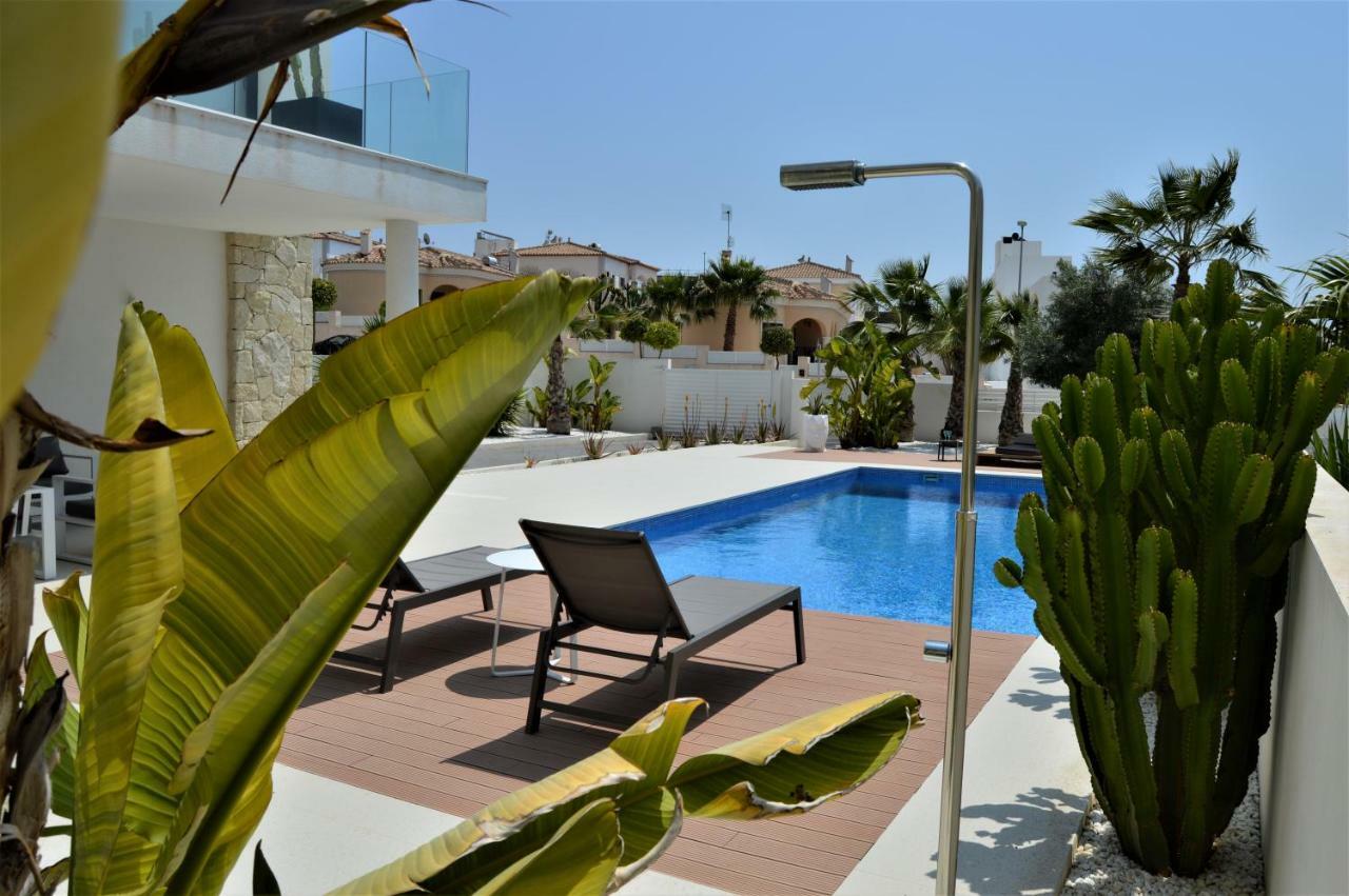 Villa With Private Pool Llobregales Exterior foto
