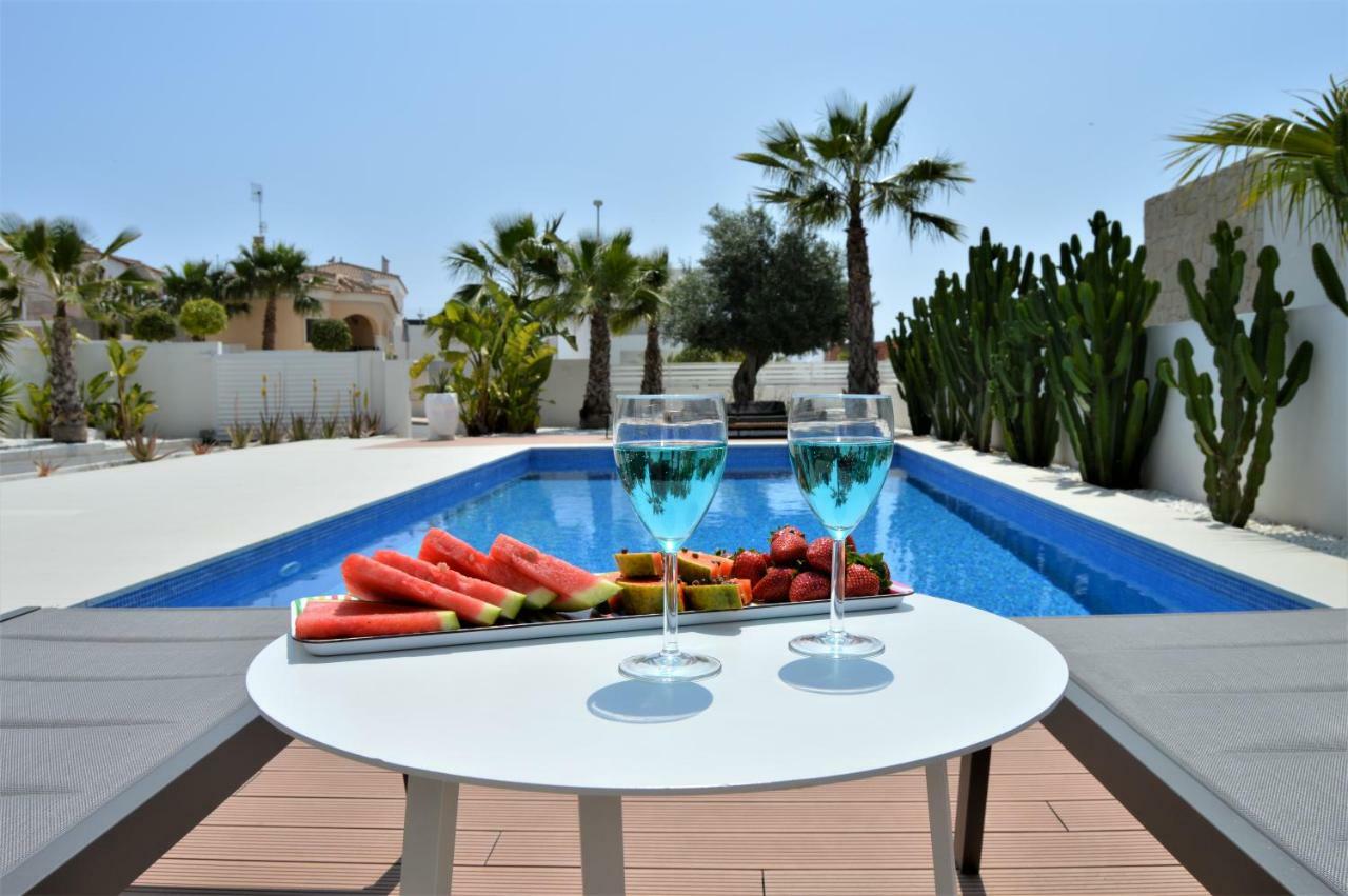 Villa With Private Pool Llobregales Exterior foto